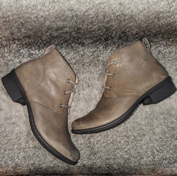 Bogs Kristina Chukka Boot Leather Waterproof Taupe Women's 9.5 - Picture 6 of 13